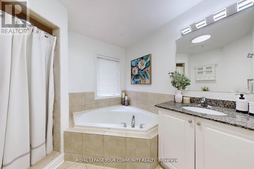 5505 Velda Road, Mississauga (Churchill Meadows), ON - Indoor Photo Showing Bathroom