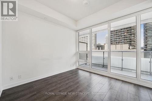 1002 - 2221 Yonge Street, Toronto (Mount Pleasant West), ON - Indoor Photo Showing Other Room