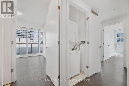 1002 - 2221 Yonge Street, Toronto (Mount Pleasant West), ON - Indoor Photo Showing Other Room