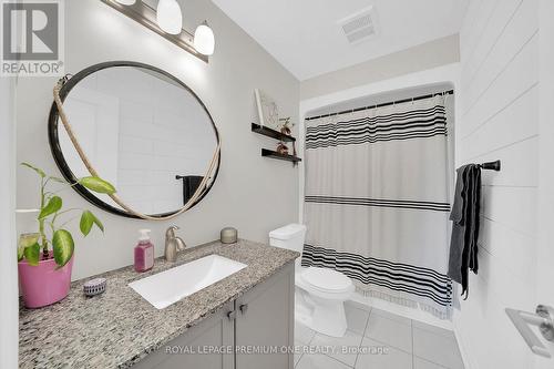 203 - 43 Dale Drive, New Tecumseth (Beeton), ON - Indoor Photo Showing Bathroom