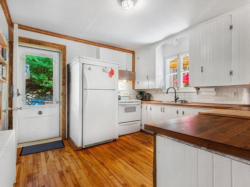 Kitchen - 12160 Route Pauzé, Entrelacs, QC - Indoor Photo Showing Kitchen