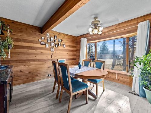 435 Dodding Ave, Merritt, BC - Indoor Photo Showing Dining Room