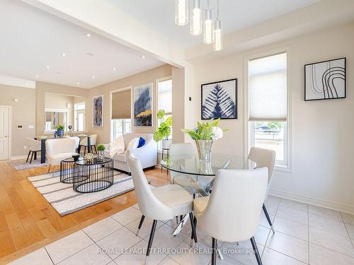 36 Chokecherry Cres, Markham, ON - Indoor Photo Showing Dining Room