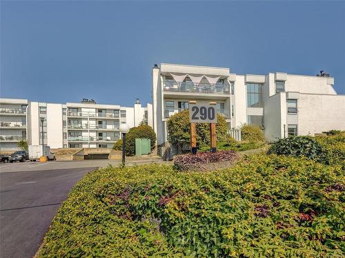 214-290 Regina Ave, Saanich, BC 