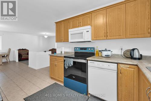 2488 Gatwick Avenue E, Windsor, ON - Indoor Photo Showing Kitchen