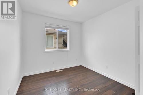 2488 Gatwick Avenue E, Windsor, ON - Indoor Photo Showing Other Room