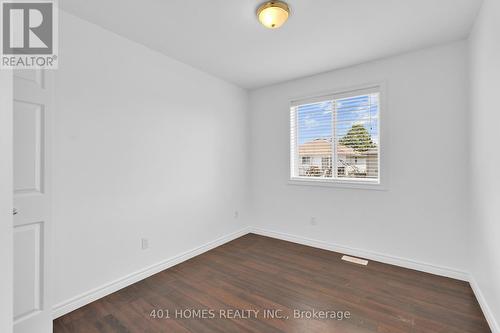 2488 Gatwick Avenue E, Windsor, ON - Indoor Photo Showing Other Room