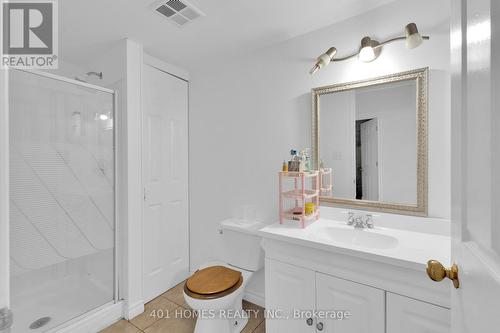 2488 Gatwick Avenue E, Windsor, ON - Indoor Photo Showing Bathroom