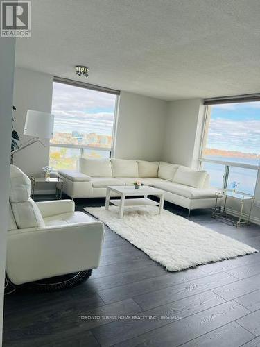 1509 - 75 Ellen Street, Barrie, ON - Indoor Photo Showing Living Room