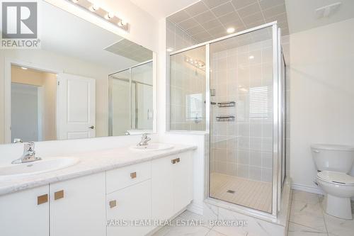 57 Alnwick Street, Barrie, ON - Indoor Photo Showing Bathroom