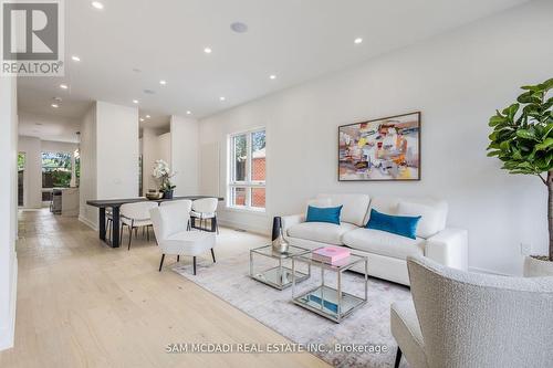 73 Elma Street, Toronto (Mimico), ON - Indoor Photo Showing Living Room