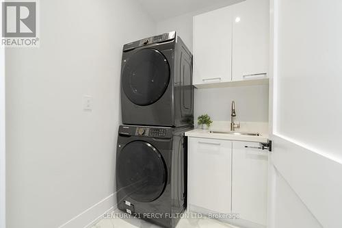 60 Boem Avenue, Toronto (Wexford-Maryvale), ON - Indoor Photo Showing Laundry Room