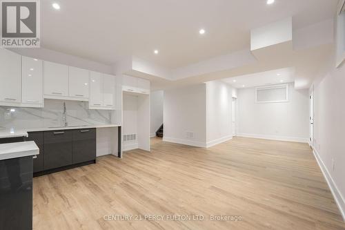 60 Boem Avenue, Toronto (Wexford-Maryvale), ON - Indoor Photo Showing Kitchen