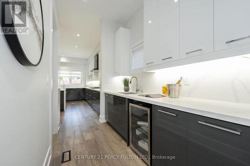 60 Boem Avenue, Toronto (Wexford-Maryvale), ON - Indoor Photo Showing Kitchen