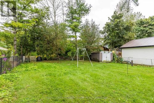 115 Albert Street, Smith-Ennismore-Lakefield (Lakefield), ON - Outdoor With Backyard