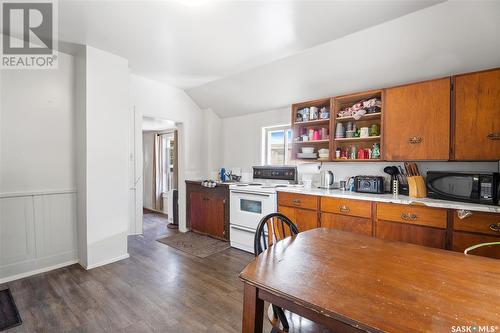 249 15Th Street W, Prince Albert, SK - Indoor Photo Showing Kitchen