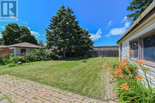 3331 Etude Drive, Mississauga (Malton), ON - Outdoor