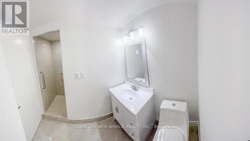 709 - 40 Panorama Court, Toronto (Mount Olive-Silverstone-Jamestown), ON - Indoor Photo Showing Bathroom