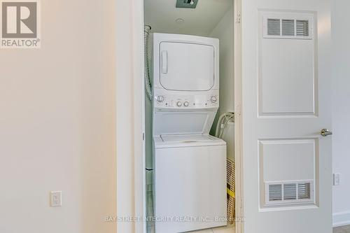 206 - 4699 Glen Erin Drive, Mississauga, ON - Indoor Photo Showing Laundry Room