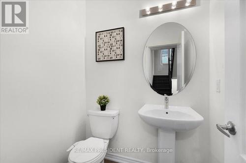 132 Dolobram Trail, Brampton (Northwest Brampton), ON - Indoor Photo Showing Bathroom