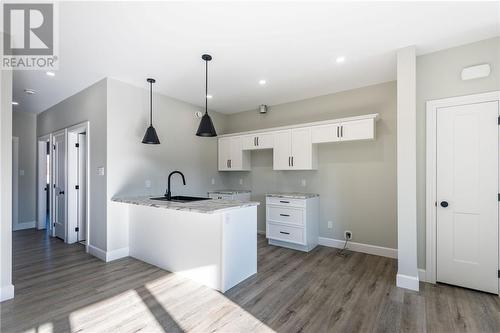 47 Samantha Crescent, Petawawa, ON - Indoor Photo Showing Kitchen