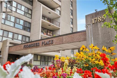 1408 - 1785 Frobisher Lane, Ottawa, ON - Outdoor With Balcony