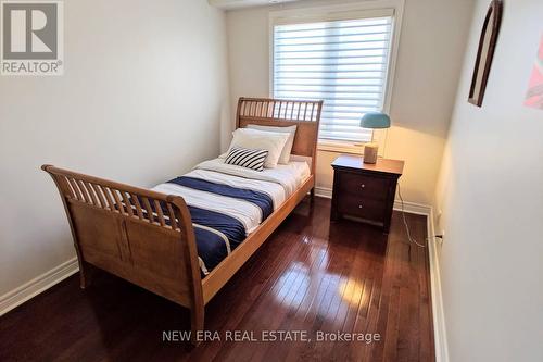 11 - 60 Carr Street, Toronto (Kensington-Chinatown), ON - Indoor Photo Showing Bedroom