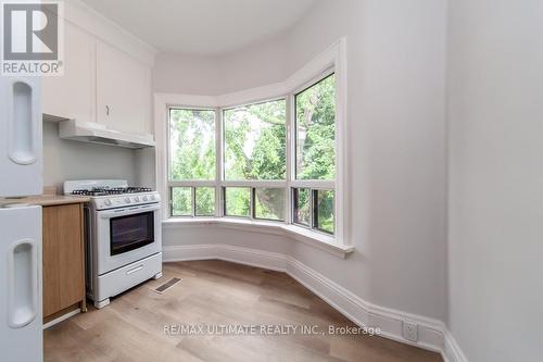 421 Grace Street, Toronto (Palmerston-Little Italy), ON - Indoor Photo Showing Kitchen