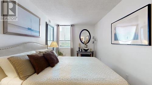 604 - 121 Trudelle Street, Toronto (Eglinton East), ON - Indoor Photo Showing Bedroom