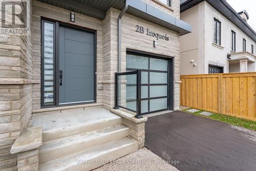 2B Iroquois Avenue, Mississauga (Port Credit), ON 