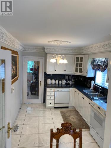 85 Giltspur Drive, Toronto (Glenfield-Jane Heights), ON - Indoor Photo Showing Kitchen With Double Sink