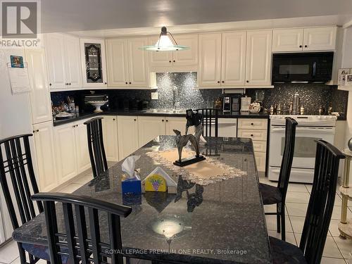 85 Giltspur Drive, Toronto (Glenfield-Jane Heights), ON - Indoor Photo Showing Kitchen