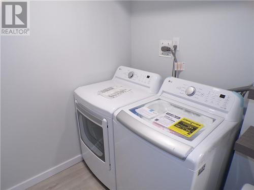 44 Farrell Crescent, Elliot Lake, ON - Indoor Photo Showing Laundry Room