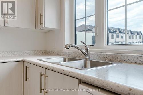 22 Jerome Way, Clarington (Bowmanville), ON - Indoor Photo Showing Kitchen With Double Sink