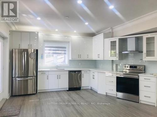 83 Germana Place, Vaughan, ON - Indoor Photo Showing Kitchen With Upgraded Kitchen