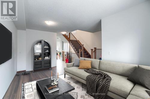 14 Faye Street, Brampton, ON - Indoor Photo Showing Living Room