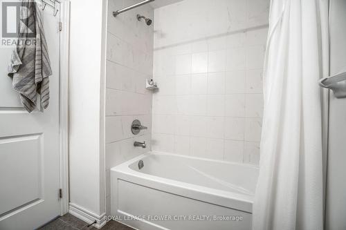 14 Faye Street, Brampton (Bram East), ON - Indoor Photo Showing Bathroom