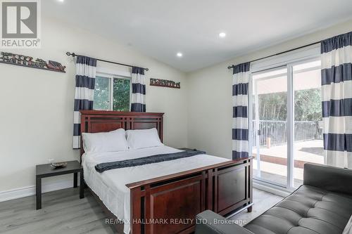 21 Shirley Anne Drive S, Kawartha Lakes, ON - Indoor Photo Showing Bedroom