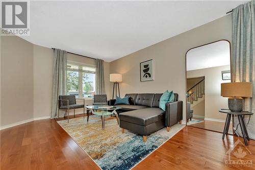 27 Steggall Crescent, Stittsville, ON 