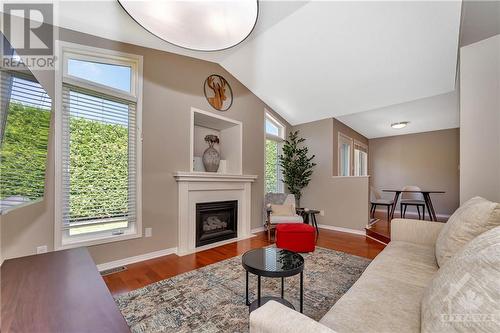 27 Steggall Crescent, Stittsville, ON 