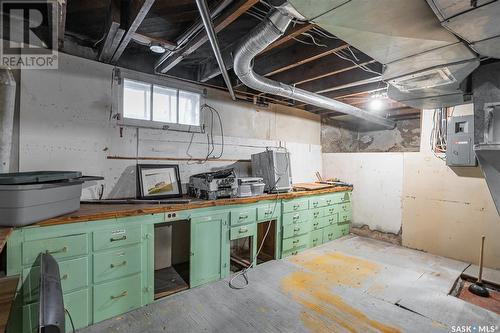 2228 Lorne Avenue S, Saskatoon, SK - Indoor Photo Showing Basement