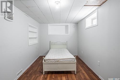 2228 Lorne Avenue S, Saskatoon, SK - Indoor Photo Showing Bedroom