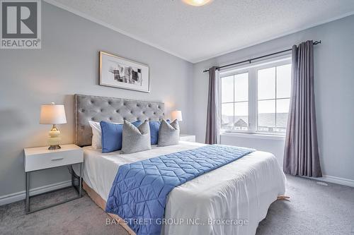 85 Payne Crescent, Aurora, ON - Indoor Photo Showing Bedroom