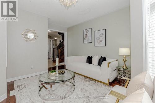 475 Van Kirk Drive, Brampton (Northwest Sandalwood Parkway), ON - Indoor Photo Showing Living Room