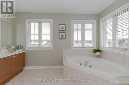 475 Van Kirk Drive, Brampton, ON - Indoor Photo Showing Bathroom