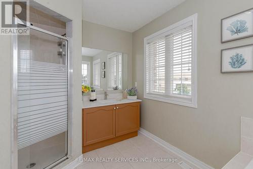 475 Van Kirk Drive, Brampton, ON - Indoor Photo Showing Bathroom