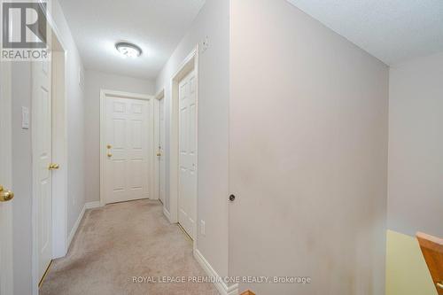 2382 Sequoia Way, Oakville (West Oak Trails), ON - Indoor Photo Showing Other Room