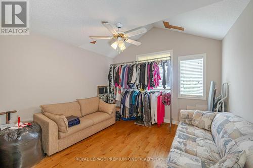 2382 Sequoia Way, Oakville (West Oak Trails), ON - Indoor