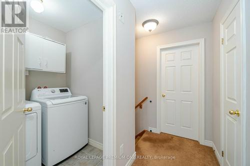 2382 Sequoia Way, Oakville (West Oak Trails), ON - Indoor Photo Showing Laundry Room