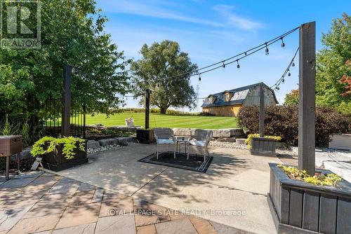 1467 Book Road W, Hamilton (Ancaster), ON - Outdoor